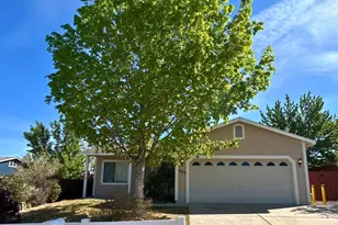 863 Blizzard Ct, Sun Valley, NV 89433 - Photo 1