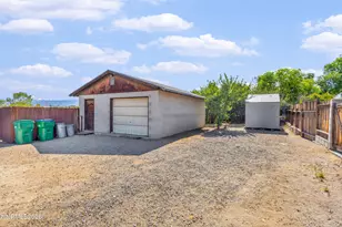 215 Britton Ln, Sun Valley, NV 89433 - Photo 20