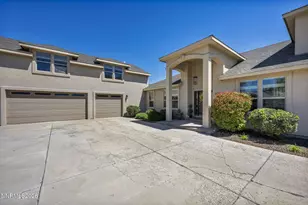 1175 Camballeria Dr, Carson City, NV 89701 - Photo 2