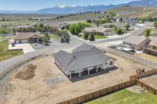 902 Coffey Dr, Carson City, NV 89701 - Photo 8