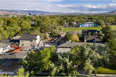 370 La Rue Avenue, Reno, NV 89509 - Photo 8