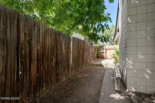 2750 Gellert Dr, Reno, NV 89503 - Photo 32