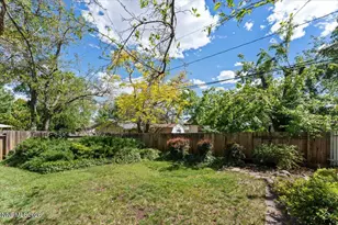 2750 Gellert Dr, Reno, NV 89503 - Photo 28