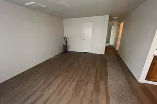 940 Opalite Dr, Indian Hills, NV 89705 - Photo 8