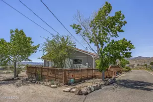 129 Edith Ln, Dayton, NV 89403 - Photo 2