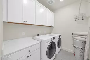 1242 Alfalfa Dr, Sparks, NV 89436 - Photo 32