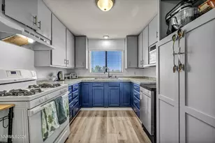 5550 Dolores Dr, Sparks, NV 89436 - Photo 10
