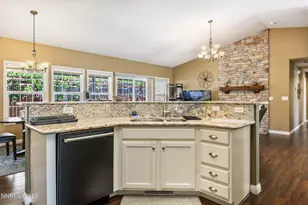 3946 Southpointe Dr, Carson City, NV 89701 - Photo 8