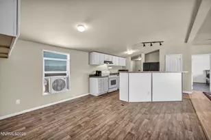 5180 Miwok Dr, Silver Springs, NV 89429 - Photo 20