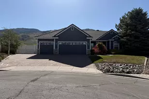 2790 Waterford Pl, Carson City, NV 89703 - Photo 2