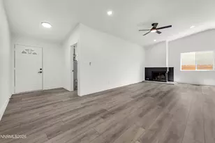 913 Glen Molly Dr, Sparks, NV 89434 - Photo 6