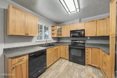 11577 Deodar Way, Reno, NV 89506 - Photo 16