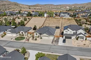 1305 Sticklebract Dr, Sparks, NV 89441 - Photo 8
