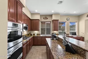 8450 Opal Station Dr, Reno, NV 89506 - Photo 10