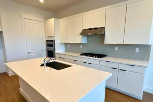 7328 Oakmont Ln, Sparks, NV 89436 - Photo 4