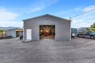 1625 Chowbuck St, Minden, NV 89423 - Photo 32