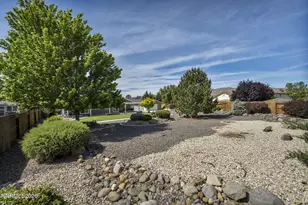 1279 Chara Ln, Sparks, NV 89441 - Photo 40