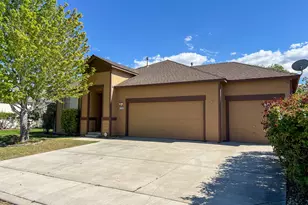 1135 Mountain Rose Dr, Fernley, NV 89408 - Photo 2