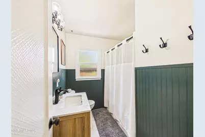 988 Gear Street, Reno, NV 89503 - Photo 16