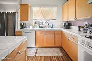 1708 Little Oak Ct, Fernley, NV 89408 - Photo 6