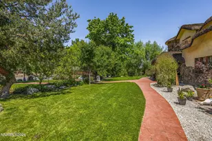 330 Sierra Manor Dr, Reno, NV 89511 - Photo 10