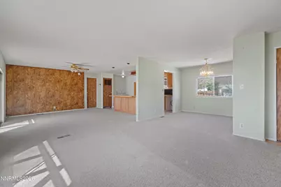 1790 Pueblo Street, Silver Springs, NV 89429 - Photo 6