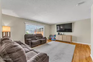 1375 Marne Dr, Reno, NV 89503 - Photo 14