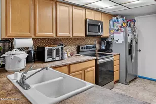 1279 Junction Dr, Sparks, NV 89434 - Photo 12