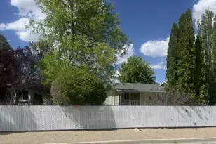 17465 Fantail St, Reno, NV 89508 - Photo 2