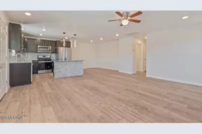 611 Yerington Drive, Reno, NV 89506 - Photo 4