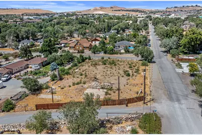 2090 Fife Drive, Reno, NV 89512 - Photo 10