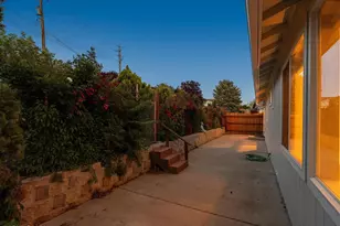695 Kane Ct, Reno, NV 89512 - Photo 6