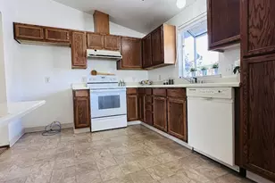 1182 Blue Lakes Rd, Reno, NV 89523 - Photo 8