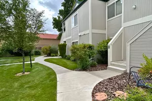 2655 Sycamore Glen Dr, Sparks, NV 89434 - Photo 14