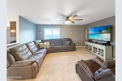 7160 Lindsey Lane, Sparks, NV 89436 - Photo 10