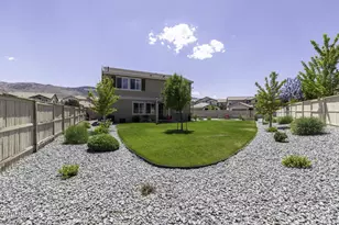 10687 Walton Park Dr, Reno, NV 89521 - Photo 20