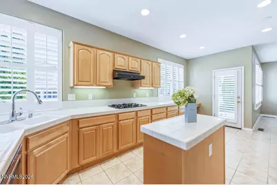 1094 Waverly Drive, Reno, NV 89519 - Photo 10