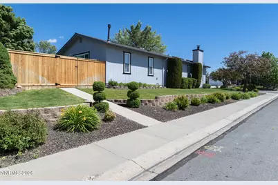 616 Kim Court, Gardnerville, NV 89460 - Photo 6