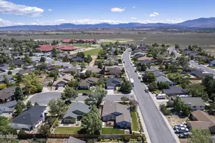 616 Kim Ct, Gardnerville, NV 89460 - Photo 4