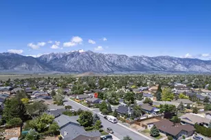 616 Kim Ct, Gardnerville, NV 89460 - Photo 2