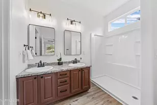 20985 Rose Knob Dr, Reno, NV 89508 - Photo 8