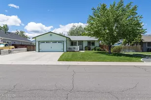 1385 Patricia Dr, Gardnerville, NV 89460 - Photo 8