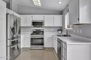 6530 Tejon Ct, Sun Valley, NV 89433 - Photo 14
