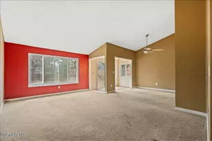 12490 Clearwater Dr, Reno, NV 89511 - Photo 4