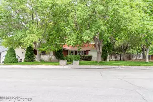 4290 Garlan Ln, Reno, NV 89509 - Photo 1