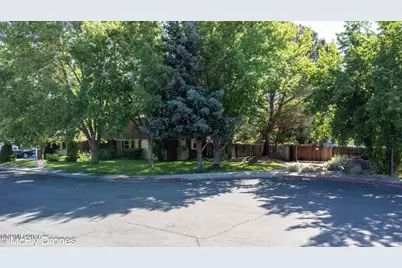 4290 Garlan Lane, Reno, NV 89509 - Photo 30
