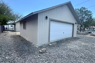 825 Franklin Ave, Lovelock, NV 89419 - Photo 22
