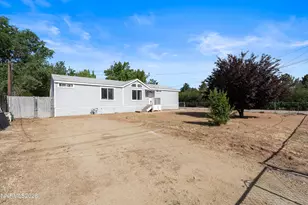 3120 Debbie Wy, Carson City, NV 89706 - Photo 2