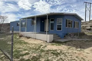 16 Clayton Ln, Dayton, NV 89403 - Photo 2