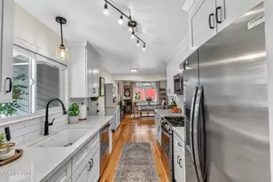 1445 Majestic Dr, Reno, NV 89503 - Photo 8